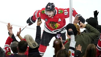 Kane gets hat trick as Blackhawks beat Senators for 1st win