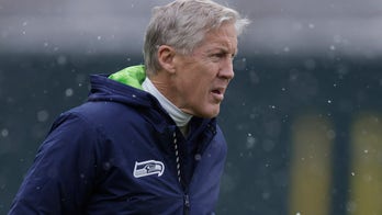 Seahawks' Pete Carroll throws odd object instead of red challenge flag to request replay review