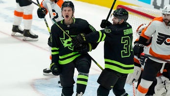 Five Stars score in 1st regulation win, 5-2 over Flyers