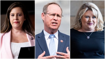 Lawmakers, alumni groups call for free speech on campuses: ‘There has to be some legal action’
