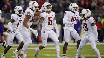 Washington State pummels Washington 40-13 in Apple Cup