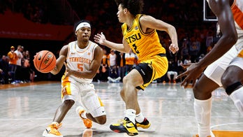 No. 18 Tennessee rolls over East Tennessee St 94-62