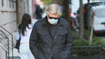 Alec Baldwin returns to NYC home amid ‘Rust’ shooting investigation