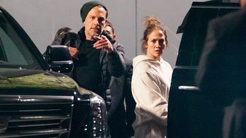 Jennifer Lopez, Ben Affleck return to LA ahead of Thanksgiving