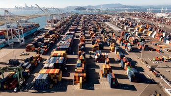 Supply chain issues: 'Shop early,' California Retailers Association president warns holiday shoppers