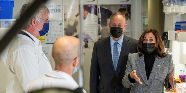 U.S. Vice President Kamala Harris and Second Gentleman Doug Emhoff tour the Institut Pasteur in Paris, France, November 9, 2021. Sarahbeth Maney/Pool via REUTERS