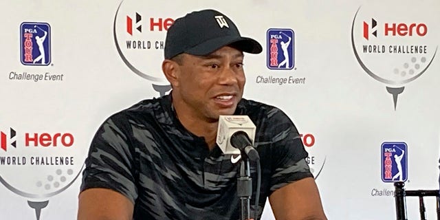 Tiger Woods proclaims golf return with PNC Championship look - Polish News