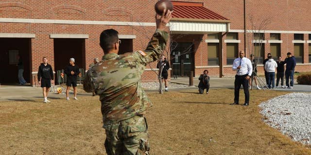 CAMP HUMPHREYS, South Korea - The Spartan Dining Facility on Camp Humphreys hosts a Thanksgiving celebration, Nov. 25, 2021. (U.S. Army photo by Cpl. Hwang Yong Hang.)