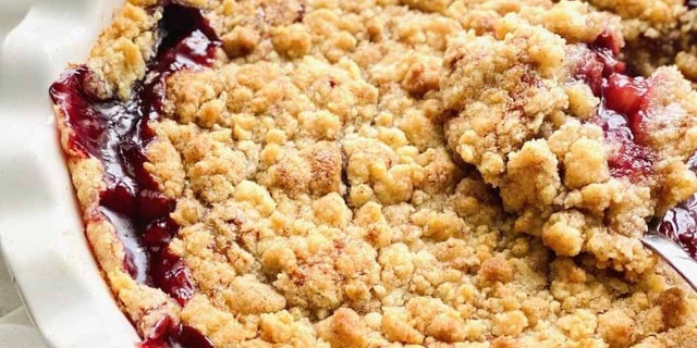 Morello Cherry Crumble