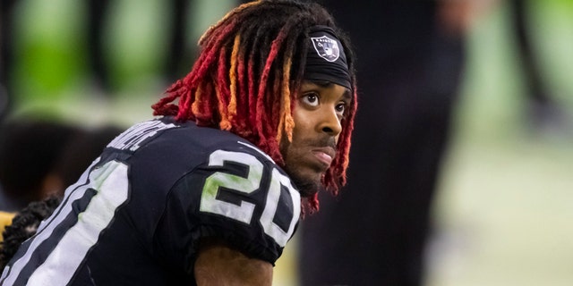 Las Vegas Raiders cornerback Damon Arnette (20) against the Kansas City Chiefs at Allegiant Stadium.