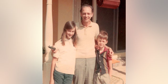 Don Knotts had two children with his first wife Kathryn Metz.