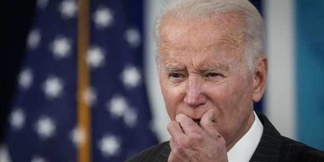 U.S. President Joe Biden speaks about the authorization of the Covid-19 vaccine for children ages 5-11, in the South Court Auditorium on the White House campus on November 03, 2021 in Washington, DC. (Photo by Drew Angerer/Getty Images)