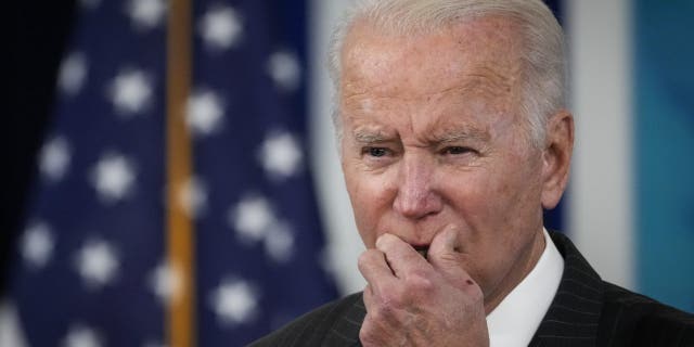 U.S. President Joe Biden speaks about the authorization of the Covid-19 vaccine for children ages 5-11, in the South Court Auditorium on the White House campus on November 03, 2021 in Washington, DC. (Photo by Drew Angerer/Getty Images)