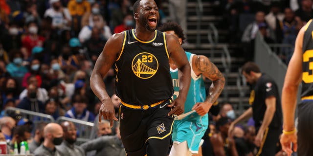 CHARLOTTE, NC - NOVEMBER 14: Draymond Green #23 of the Golden State Warriors celebrates during the game against the Charlotte Hornets on November 14, 2021 at Spectrum Center in Charlotte, North Carolina. NOTE TO USER: User expressly acknowledges and agrees that, by downloading and or using this photograph, User is consenting to the terms and conditions of the Getty Images License Agreement. Mandatory Copyright Notice: Copyright 2021 NBAE (Photo by Kent Smith/NBAE via Getty Images)