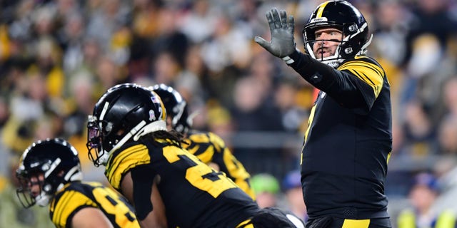 Quarterback Ben Roethlisberger leads the Steelers against the Chicago Bears on Nov. 8, 2021, in Pittsburgh, Pennsylvania.
