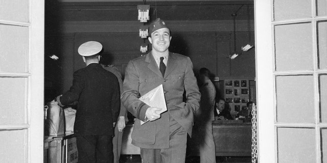 After Navy service in World War II, Gene Kelly returned to films.