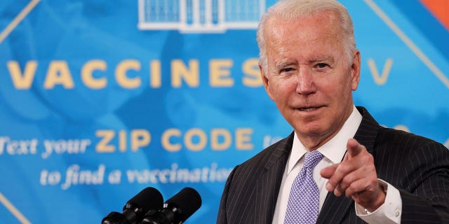 El presidente Joe Biden pronuncia comentarios sobre la autorización de la vacuna contra el coronavirus para niños de 5 a 11 años, durante un discurso en el auditorio South Court del edificio de oficinas ejecutivas Eisenhower en House Blanche en Washington, Estados Unidos, el 3 de noviembre de 2021.