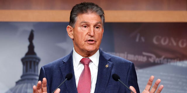 U.S. Senator Joe Manchin delivers remarks to reporters at the U.S. Capitol on November 1, 2021. REUTERS/Jonathan Ernst