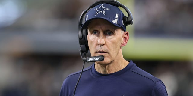 Nov 14, 2021; Arlington, Texas, USA; Dallas Cowboys offensive line coach Joe Philbin on the sidelines in the second half against the Atlanta Falcons at AT&amp;;T Stadium.