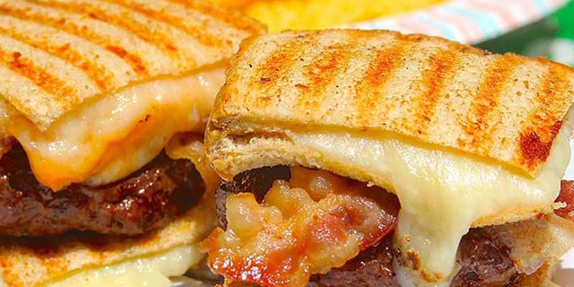 Take your grilled cheese up a notch with this recipe from Kingsford.
