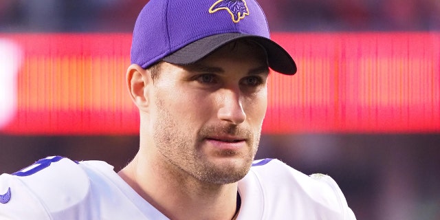 Nov 28, 2021; Santa Clara, California, USA; Minnesota Vikings quarterback Kirk Cousins leaves the field after a loss against the San Francisco 49ers at Levi's Stadium.