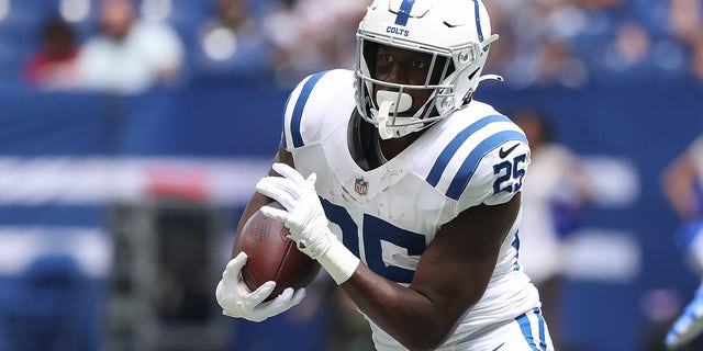 INDIANAPOLIS, INDIANA - AUGUST 15: Marlon Mack #25 of the Indianapolis Colts runs the ball in the preseason game against the Carolina Panthers at Lucas Oil Stadium on August 15, 2021 in Indianapolis, Indiana.