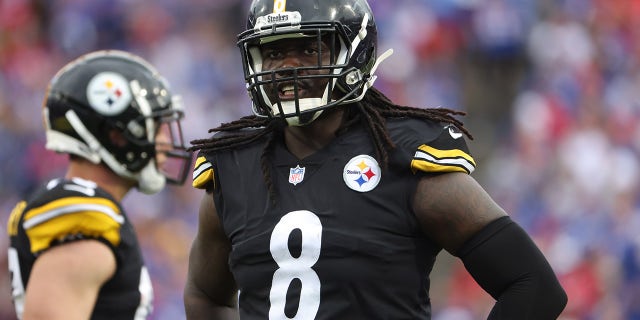 ORCHARD PARK, NY - SEPTEMBER 12: Melvin Ingram #8 of the Pittsburgh Steelers during a game against the Buffalo Bills at Highmark Stadium on September 12, 2021 in Orchard Park, New York.