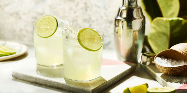 Patron shares its Tommy's Margarita recipe with Fox News ahead of Hanukkah celebrations.