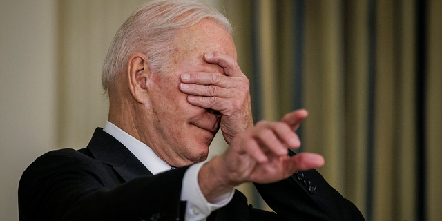 WASHINGTON, DC - NOVEMBER 06: U.S. President Joe Biden speaks during a press conference in the State Dinning Room at the White House on November 6, 2021 in Washington, DC. The President is speaking after his Infrastructure bill was finally passed in the House of Representatives after negotiations with lawmakers on Capitol Hill went late into the night. (Photo by Samuel Corum/Getty Images)