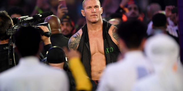 Randy Orton poses during the World Wrestling Entertainment (WWE) Super Showdown event in Jeddah, Saudi Arabia, el ene. 7, 2019.