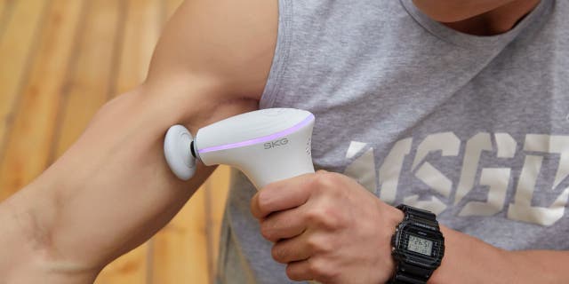 SKG F5 massage gun