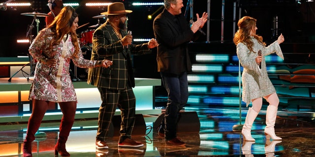 Wendy Morton tripped after performing with the rest of Team Blake on "The Voice" live results show.