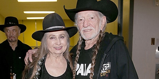 Willie Nelson often collaborates with his sister Bobbie.