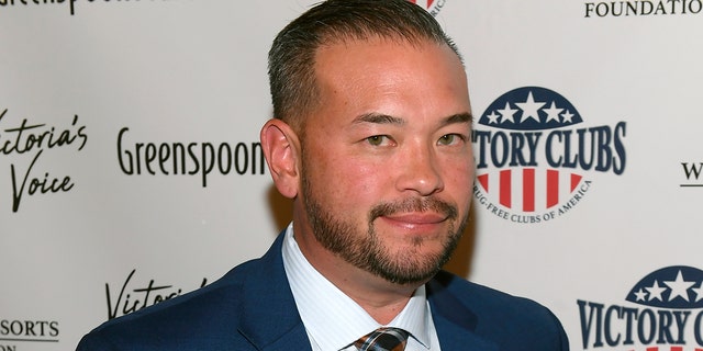 Jon Gosselin is on the mend after getting bit by a venomous spider.