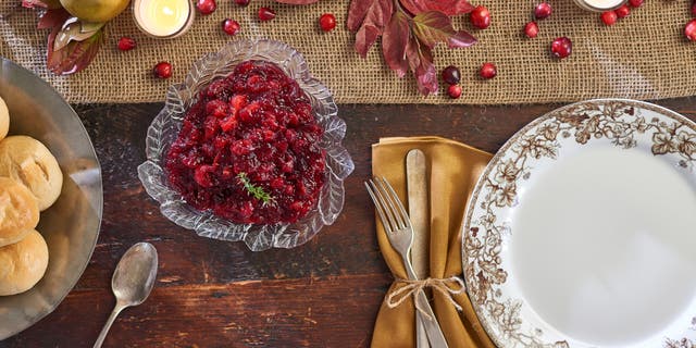 Salsa de arándanos con frutos rojos para el Día de Acción de Gracias: Prueba la receta