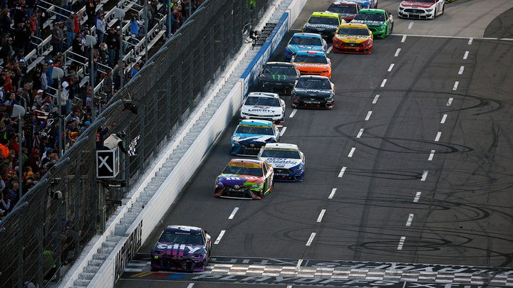 NASCAR racing at L.A. Coliseum in 2022
