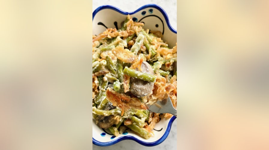 Skillet green bean casserole for Thanksgiving: Try the recipe | Fox News