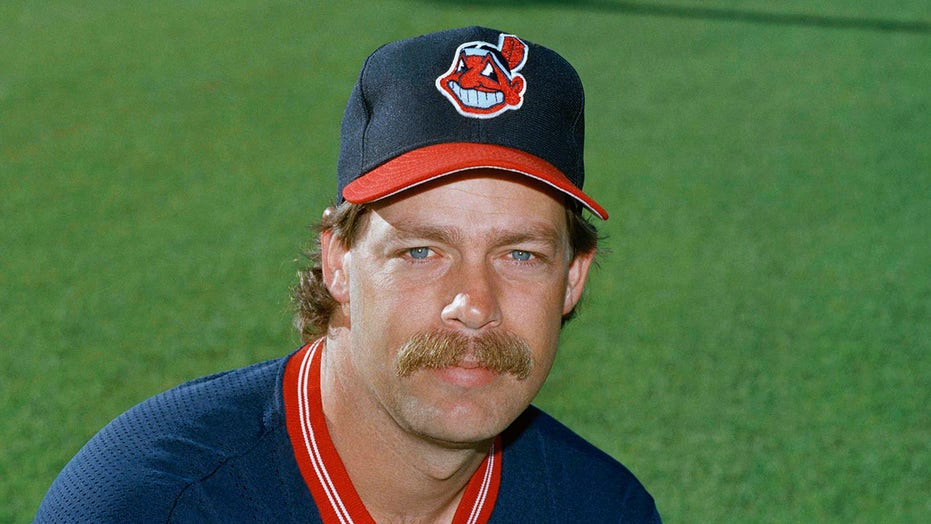 Former Indians All-Star reliever Doug Jones dead at 64
