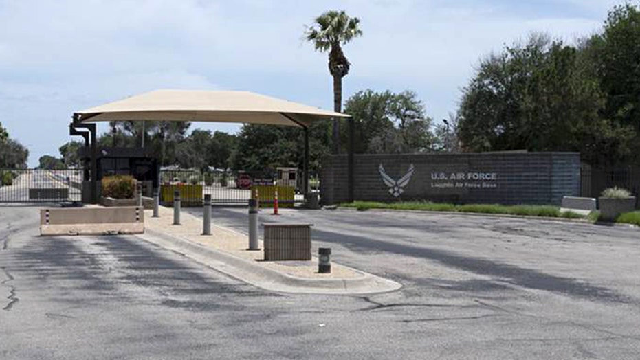 Base militar de Texas informa que piloto de la Fuerza Aérea ha muerto, 2 injured in runway 'mishap’