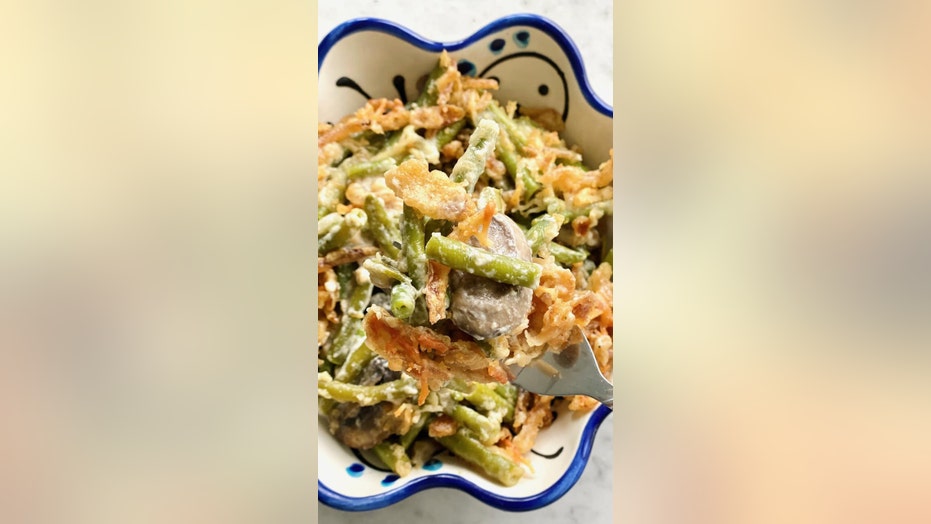 Skillet green bean casserole for Thanksgiving: Try the recipe