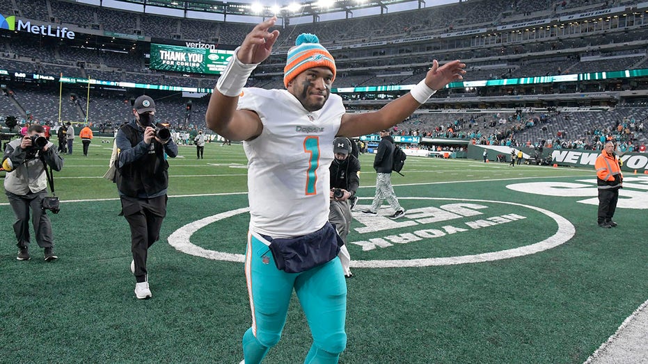 Dolphins beat Jets and the reasons they could factor for a playoff berth