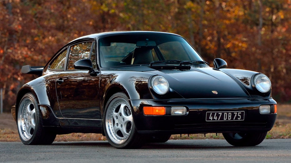 Will Smith's 'Bad Boys' 1994 保时捷 911 Turbo is being auctioned for the first time