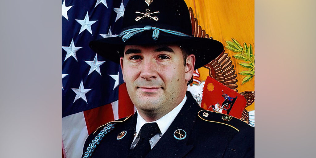 Austin murder trial begins for Army sergeant who claims he shot armed protester in self-defense in 2020 - Vimarsana News