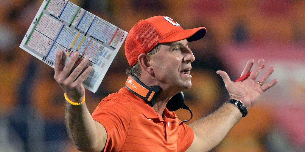 dabo swinney nike hat