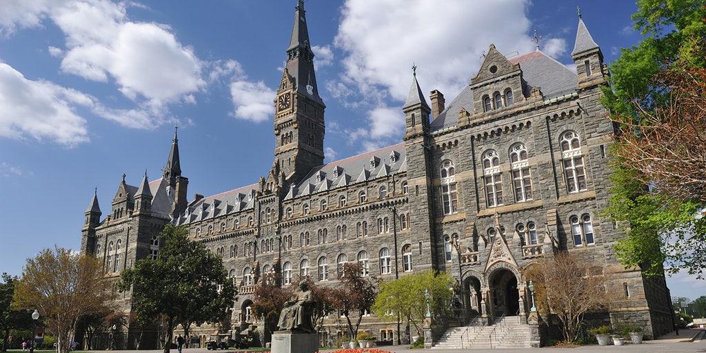 Academics hit 'bureaucratic' Georgetown Law Office of Diversity following investigation of Ilya Shapiro - Vimarsana News
