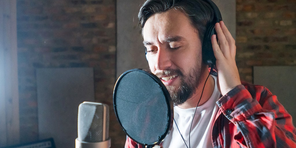 Voice actors warn artificial intelligence could replace them, cut industry jobs and pay - Vimarsana News