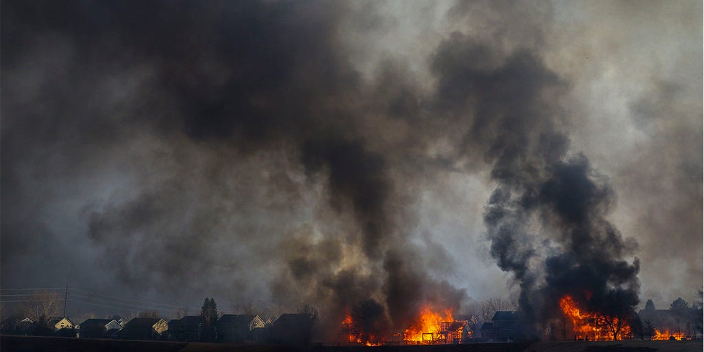 Colorado wildfire: 3 people reported missing; cause still being investigated - Vimarsana News