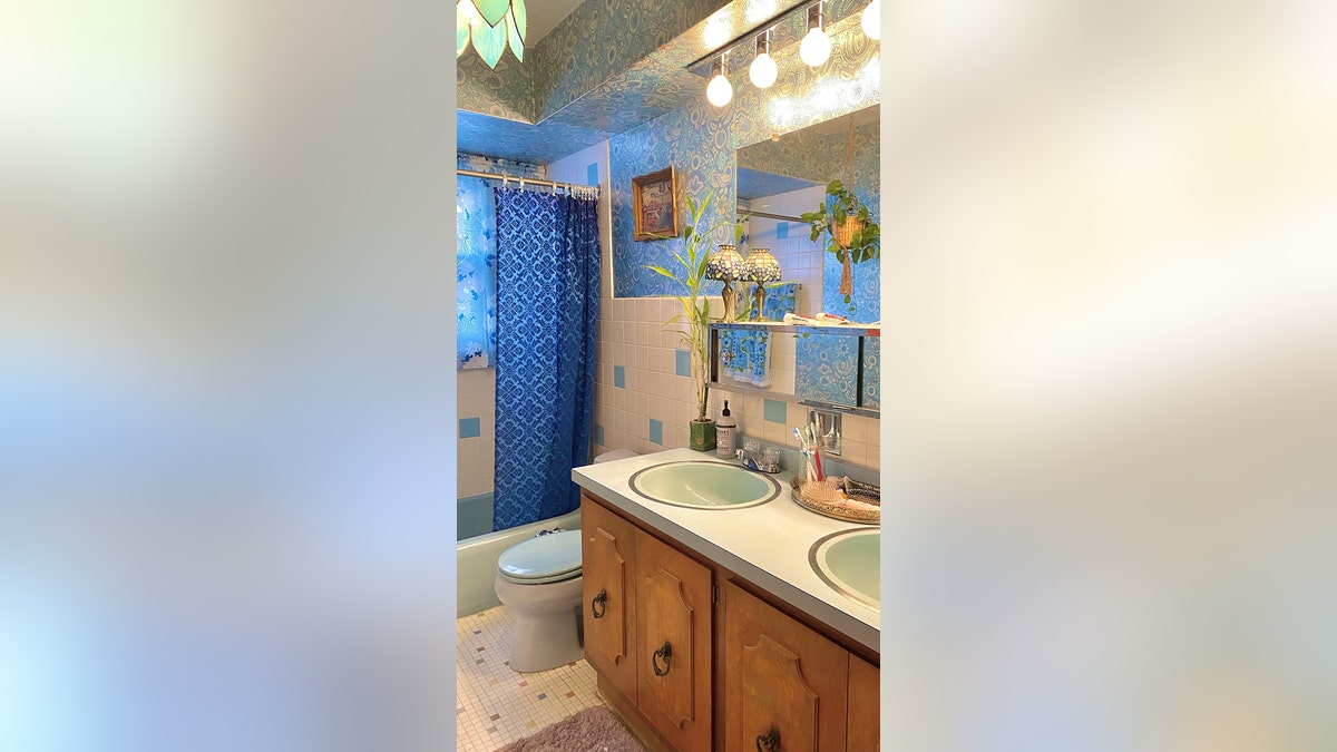 A bathroom in Wittig’s home is pictured. (SWNS)