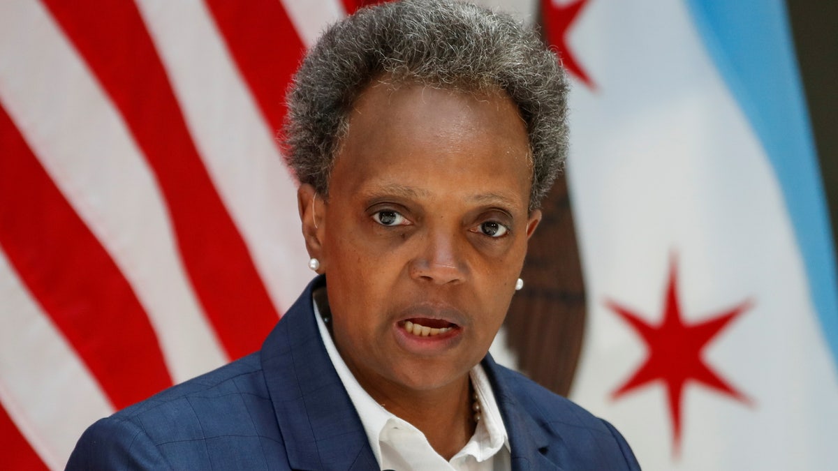 FILE PHOTO: Chicago's Mayor Lori Lightfoot speaks during a science initiative event at the University of Chicago in Chicago, Illinois, U.S. July 23, 2020. REUTERS/Kamil Krzaczynski/File Photo