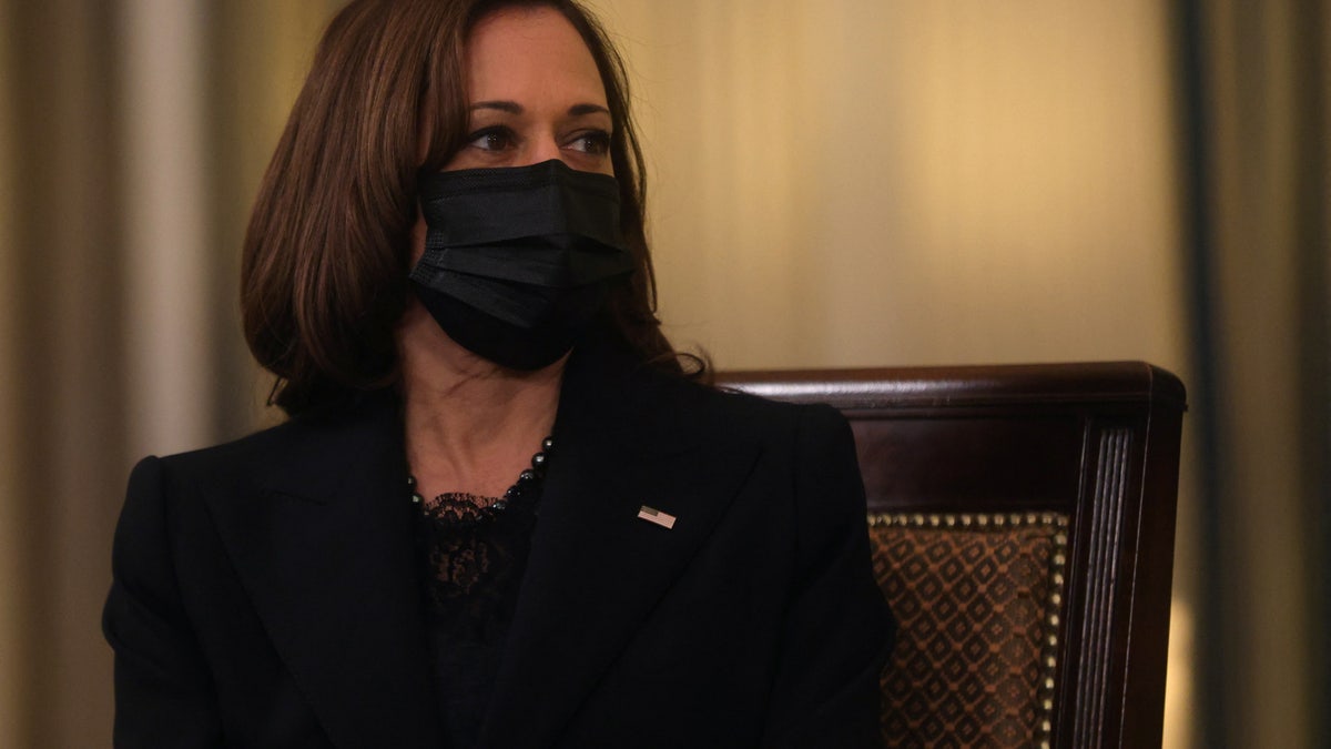 Vice President Kamala Harris in a meeting with members of the White House COVID-19 Response Team in Washington on Dec. 9, 2021. (REUTERS/Leah Millis)